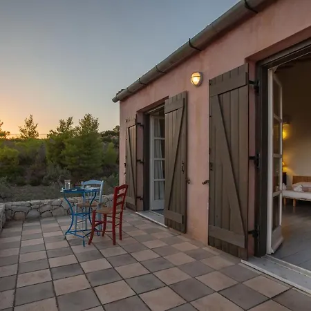 Roxanne's Olive Grove House * Kranidi