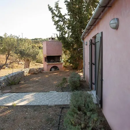 Roxanne's Olive Grove House Сasa de vacaciones *