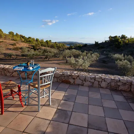 Roxanne's Olive Grove House Сasa de vacaciones Kranidi