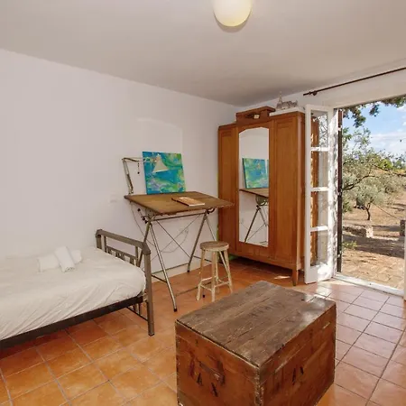 Сasa de vacaciones Roxanne's Olive Grove House