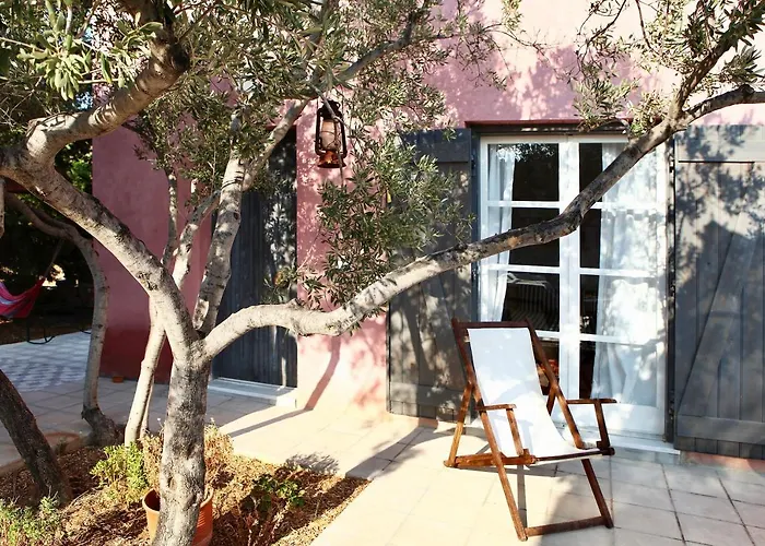 Roxanne's Olive Grove House * Kranídion