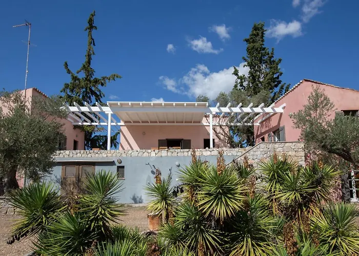 Roxanne's Olive Grove House Kranídion