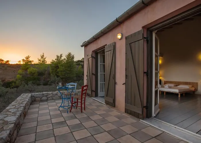 Roxanne's Olive Grove House * Kranídion