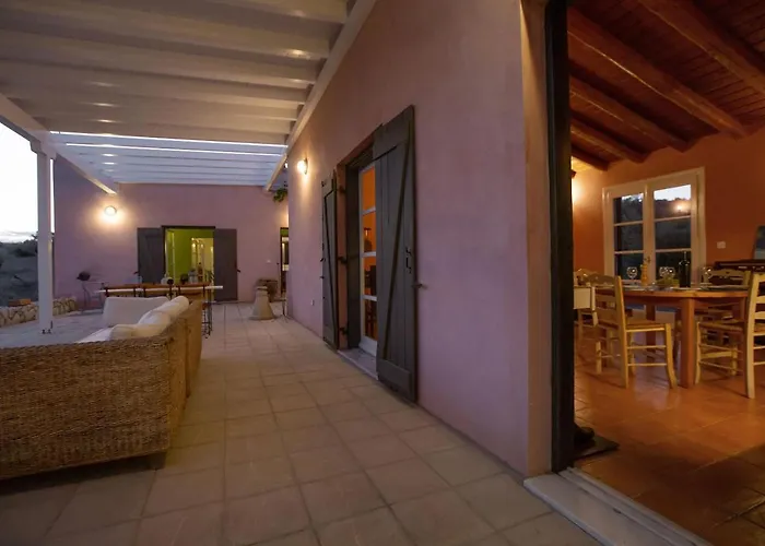 Roxanne's Olive Grove House