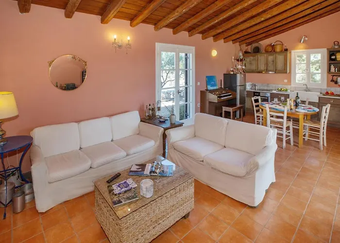 Vakantiehuis Roxanne's Olive Grove House