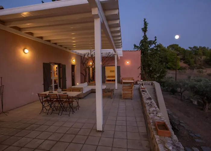 Roxanne's Olive Grove House *